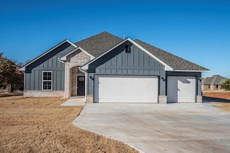 4941 Meadow Dr, Guthrie, OK 73044