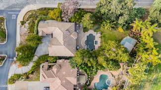 504 Rustic Hills Dr, Simi Valley, CA 93065