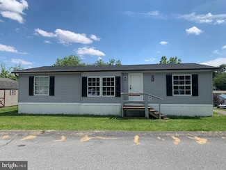 223 Merry St, Hamburg, PA 19526