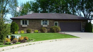 2060 Gretchen Ct, Cuba City, WI 53807