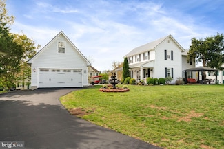 13881 Walney Park Dr, Chantilly, VA 20151