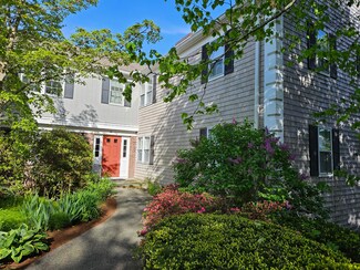 66 Highview Dr, Sandwich, MA 02563