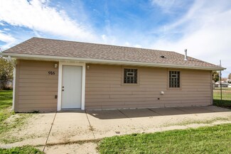916 1st Ave E, New England, ND 58647