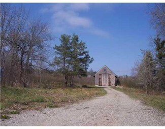 21 La Tour St, Castine, ME 04421