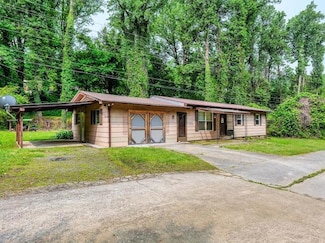 51 Jenkins Branch Ln, Bryson City, NC 28713
