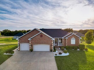 2600 Dundee Ln, Salina, KS 67401