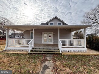 1219 Holly Ave, Shady Side, MD 20764