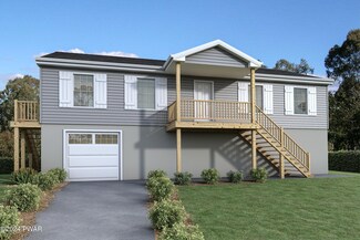 72 N Fairway Dr, Lake Township, PA 18436