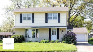 6404 Meredith Dr, Urbandale, IA 50322