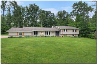 31150 Cedar Rd, Cleveland, OH 44124