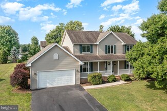 17 E Eppley Dr, Carlisle, PA 17015
