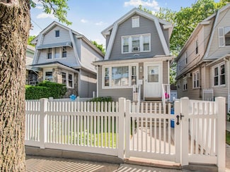 4428 Bruner Ave, Bronx, NY 10466