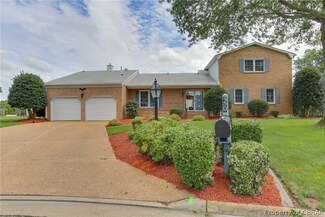 20 Canal Dr, Poquoson, VA 23662