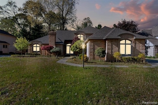 9039 Oakridge Trail, Shelby Township, MI 48317