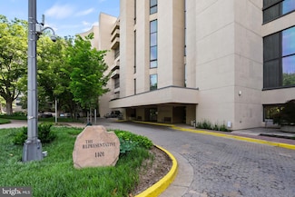 1101 S Arlington Ridge Rd Unit 1107, Arlington, VA 22202