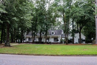 207 Remington Dr, Dothan, AL 36303