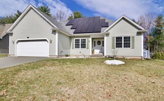 114 Barrington Dr, Springfield, MA 01129