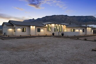 12405 Palomas Ave NE, Albuquerque, NM 87122