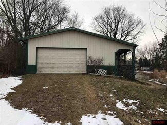 203 Smith St NE, Mapleton, MN 56065