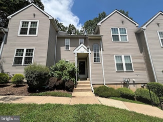 302 Wexford Ct Unit 302, Aston, PA 19014