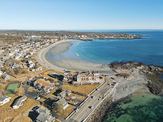 149 Beach Ave Unit 106, Kennebunk, ME 04043