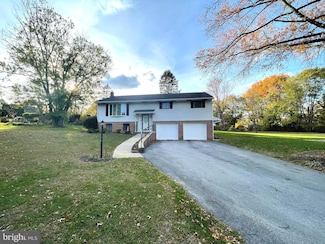 397 Vesper Rd, Hershey, PA 17033