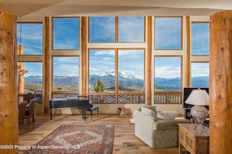 712 Buckpoint Rd, Carbondale, CO 81623