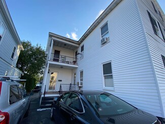 31 Glendale Ave, Manchester, NH 03103