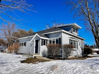 702 N Emily St, Ludington, MI 49431