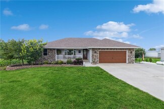 10366 NE 120th St, Mingo, IA 50168