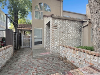 201 W Craig Place Unit B, San Antonio, TX 78212