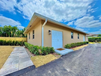 14450 SW 24th St Unit 2, Davie, FL 33325