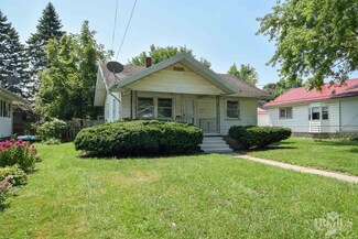 709 W 11th St, Muncie, IN 47302