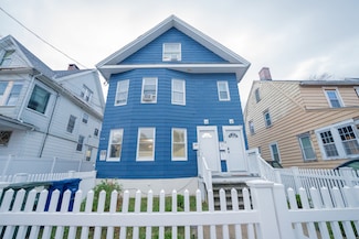 145 Lenox Ave Unit 1, Bridgeport, CT 06605