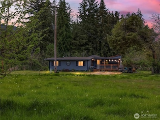 18707 Old Camp Ln SE, Yelm, WA 98597