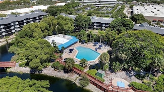 600 Neapolitan Way Unit 343, Naples, FL 34103