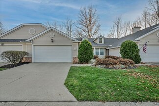 89 Community Dr Unit 80, Avon Lake, OH 44012