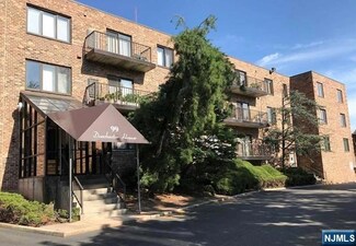 99 Teaneck Rd Unit 119, Ridgefield Park, NJ 07660