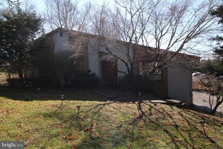 463 Kenny Dr, Reading, PA 19608