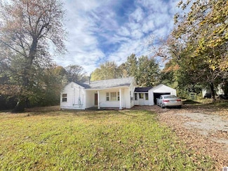8045 Cairo Rd, West Paducah, KY 42086