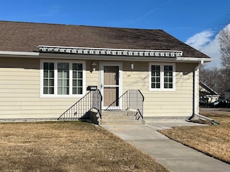 144 S Colorado Ave, Minden, NE 68959