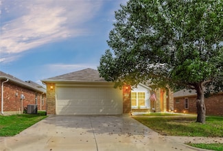 3729 Cook Ct, Fort Worth, TX 76244