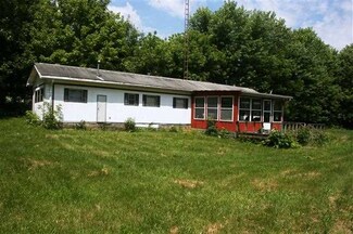 900 THE CL Rd, Williams, IN 47470