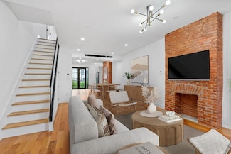 2046 Pacific St, Brooklyn, NY 11233