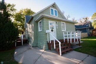 229 8th St S, Breckenridge, MN 56520