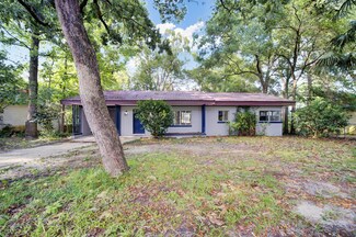 262 Edge Ave, Valparaiso, FL 32580
