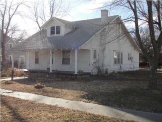 321 N Maple St, Eureka, KS 67045