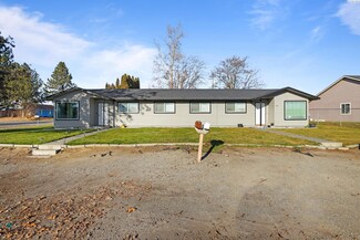 3119 & 3121 W Agate St, Pasco, WA 99301