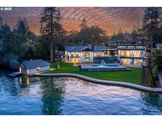 4101 Southshore Blvd, Lake Oswego, OR 97035