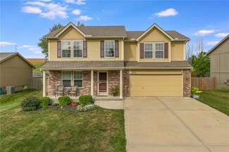9132 N Mulberry Ave, Kansas City, MO 64155
